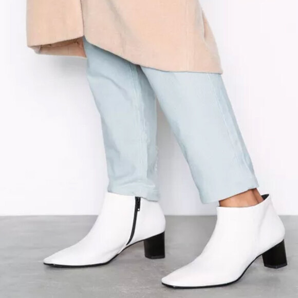 VAGABOND Ebba Leather Square Toe Ankle Boots In White Size 39/9 - Picture 2 of 15